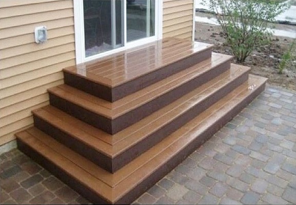 ¿Cómo hacer una escalera exterior con madera?