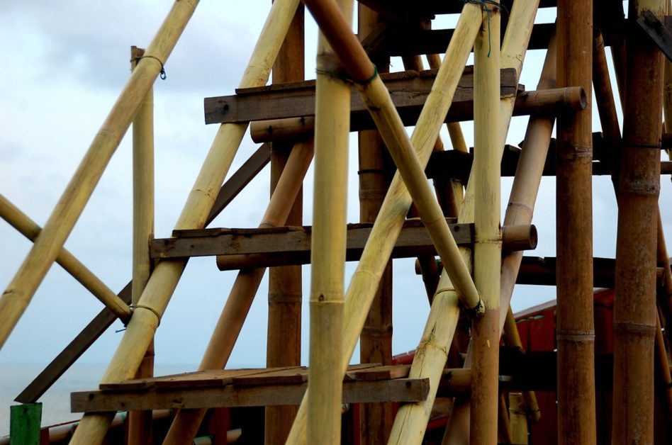 técnicas de construcción con Madera de  bambu |MANUAL PDF GRATIS|