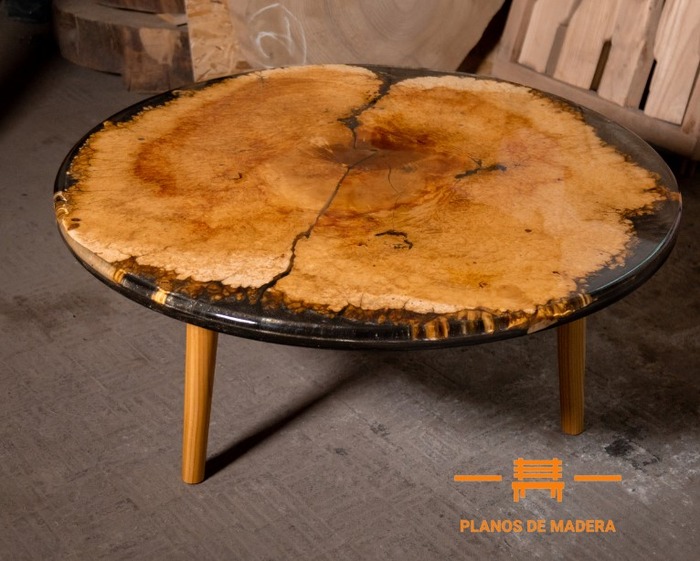 centro-de-mesa-de-resina-diseño-con-madera